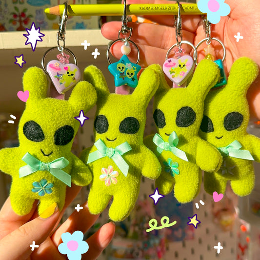 Mini Alien Plushie Keychain