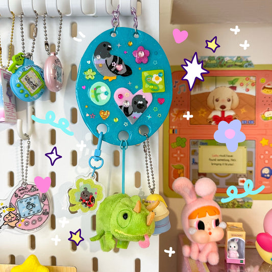 Pigeon Trinket Wall Hanging