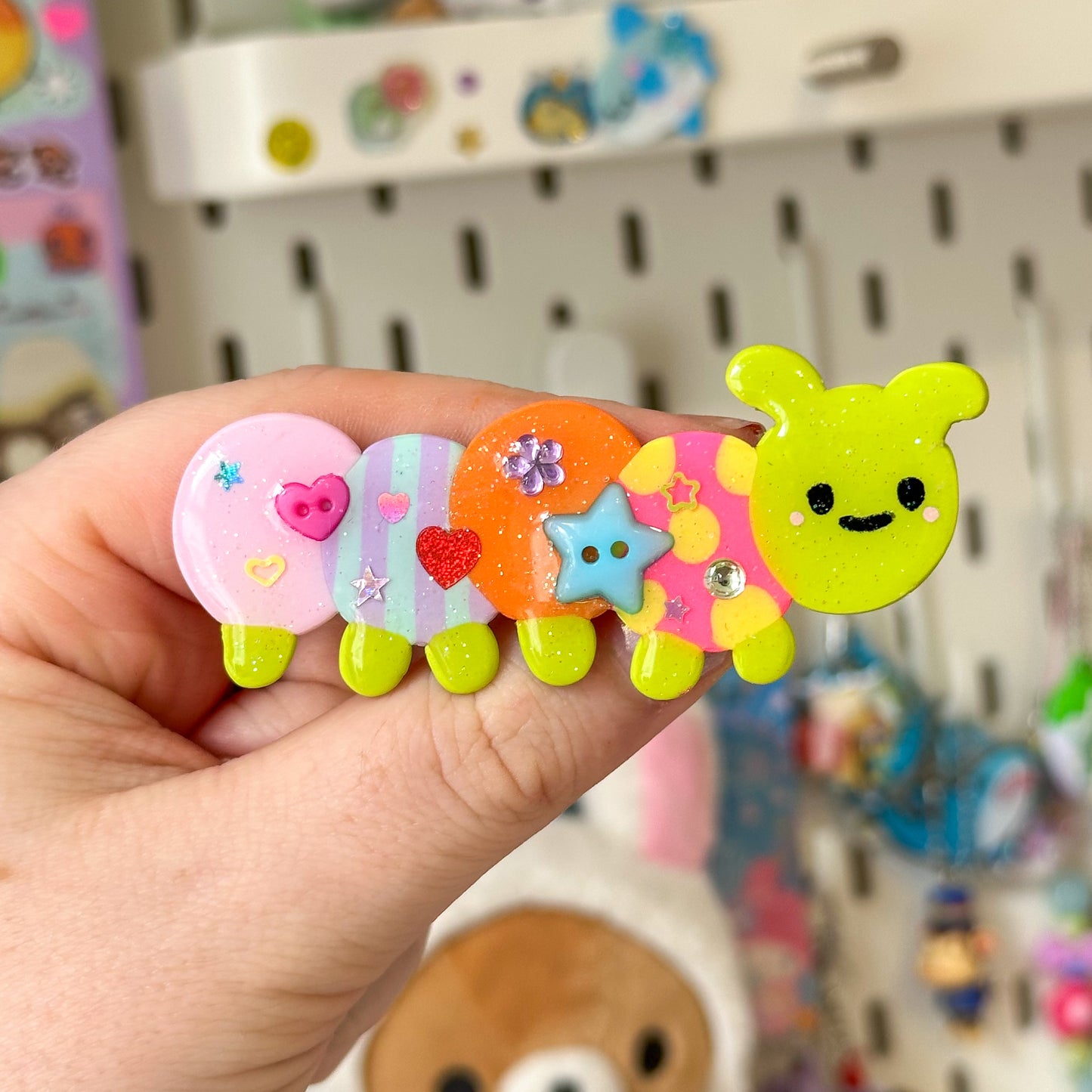 Caterpillar Clips